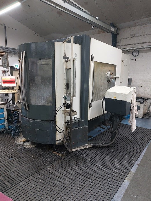 DECKEL-MAHO DMC 60U - مركز تصنيع CNC: صورة 3 DECKEL-MAHO DMC 60U - مركز تصنيع CNC: صورة 3