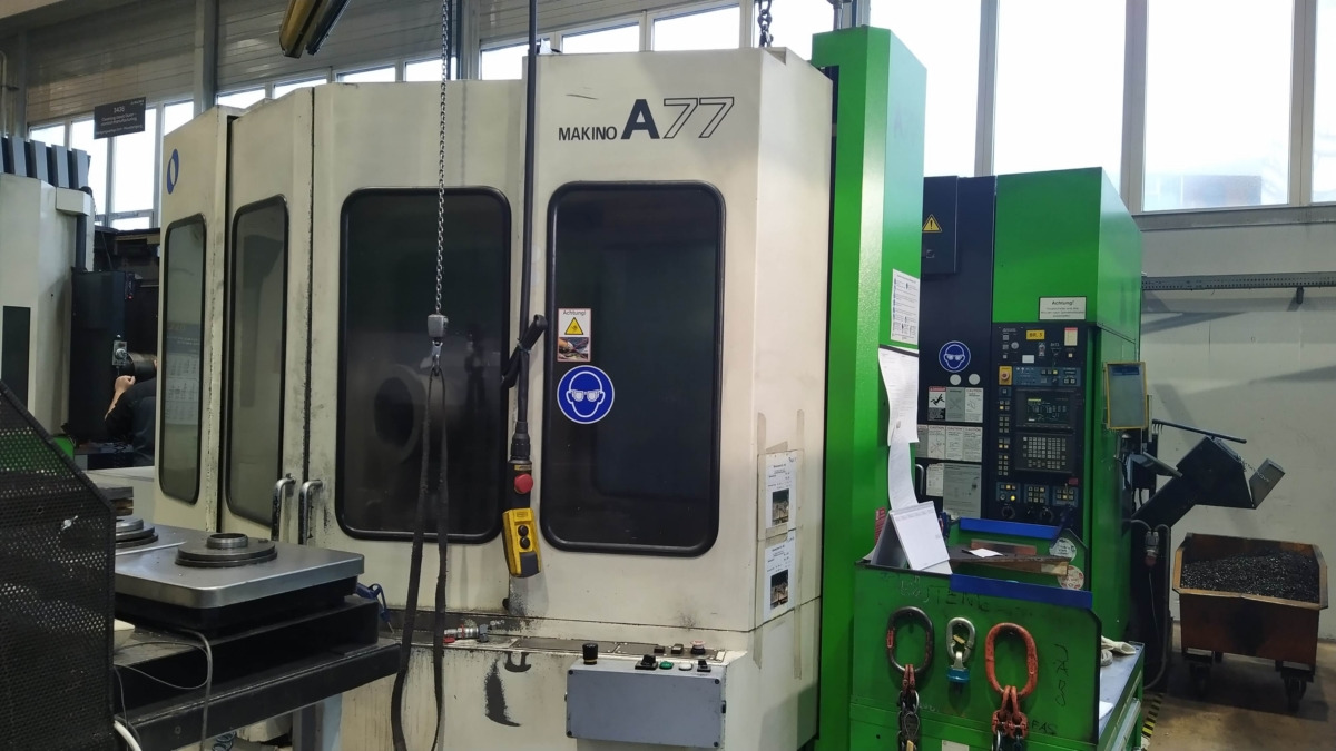 MAKINO A77 e - مركز تصنيع CNC: صورة 1 MAKINO A77 e - مركز تصنيع CNC: صورة 1