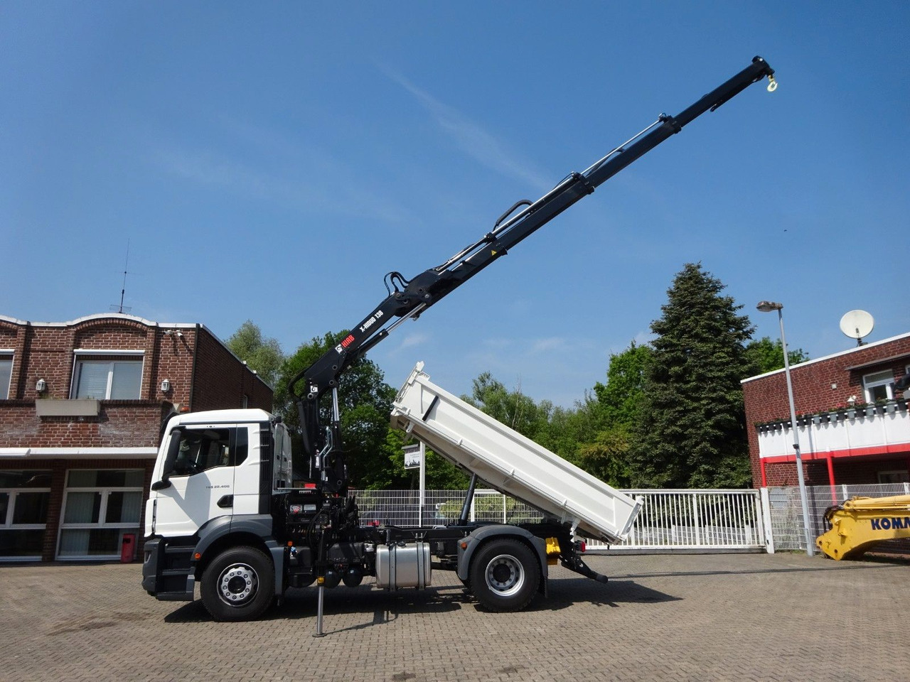 MAN 22.400 TGS + HIAB X-HIDUO 138 Kran - شاحنة كرين: صورة 2 MAN 22.400 TGS + HIAB X-HIDUO 138 Kran - شاحنة كرين: صورة 2