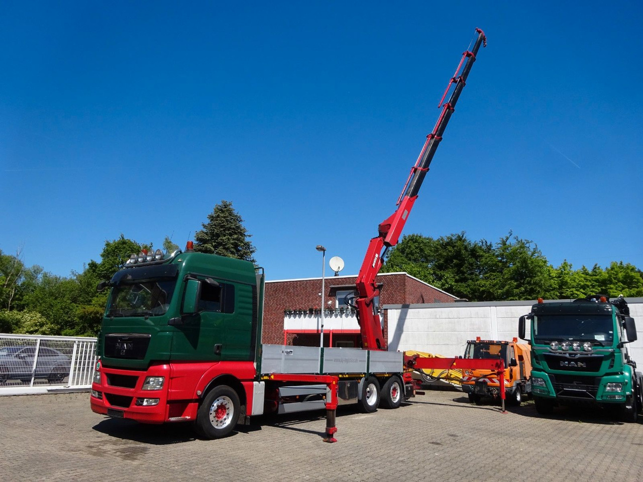 MAN 26.480 TGX + MKG HLK531 Kran +Lift-Lenkachse - شاحنات مسطحة, شاحنة كرين: صورة 4 MAN 26.480 TGX + MKG HLK531 Kran +Lift-Lenkachse - شاحنات مسطحة, شاحنة كرين: صورة 4