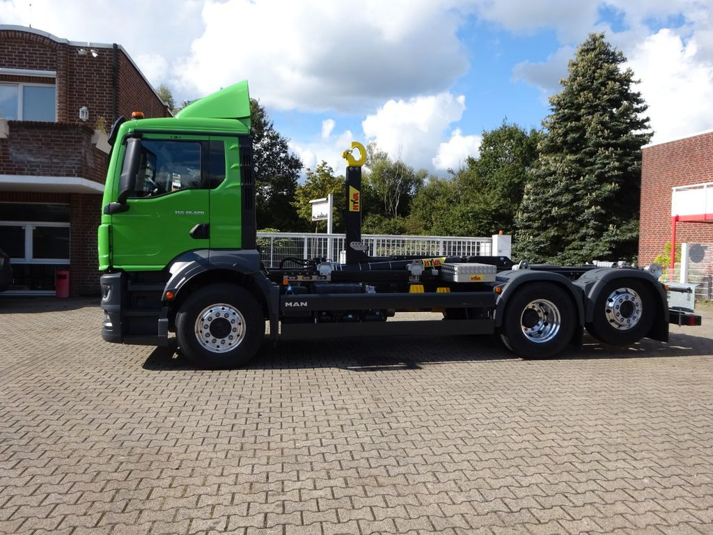 MAN 26.520 TGS HYVA Abroller 6x2 NEU !!! - شاحنة ذات خطاف: صورة 2 MAN 26.520 TGS HYVA Abroller 6x2 NEU !!! - شاحنة ذات خطاف: صورة 2