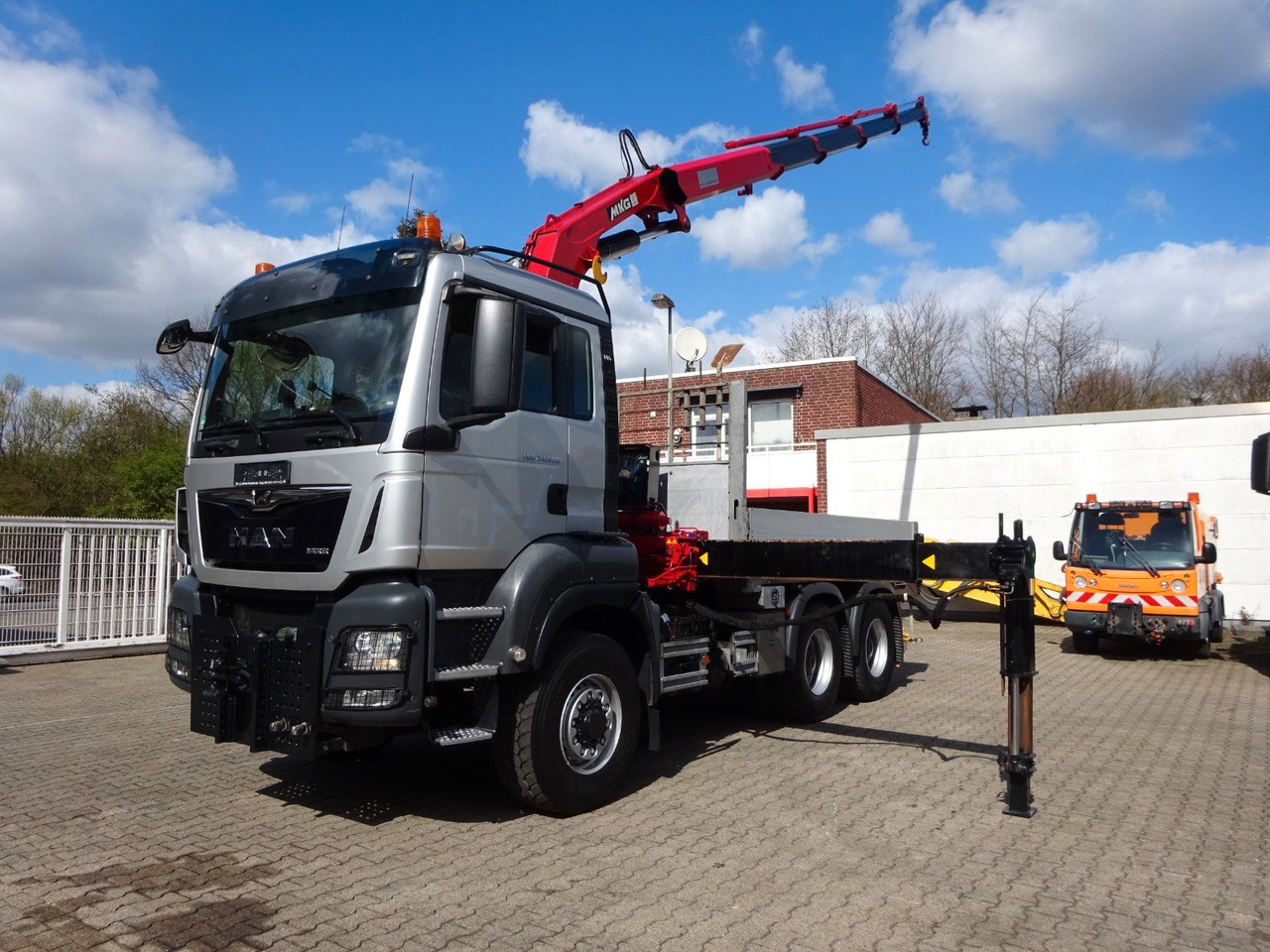 MAN 33.500 TGS + MKG HLK 231 Kran 6x6 Hydrodrive - وحدة جر: صورة 4 MAN 33.500 TGS + MKG HLK 231 Kran 6x6 Hydrodrive - وحدة جر: صورة 4