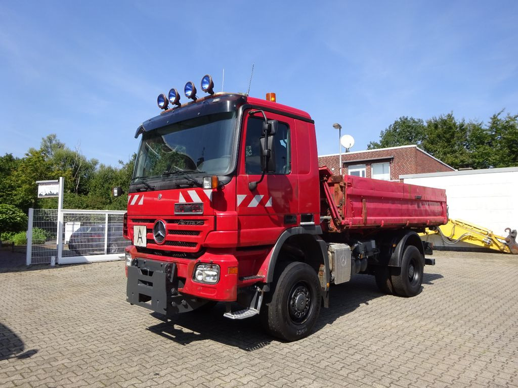 Mercedes-Benz 1832 Actros MEILLER 3Skipper4x4 mit Schneeplatte - شاحنة قلاب: صورة 1 Mercedes-Benz 1832 Actros MEILLER 3Skipper4x4 mit Schneeplatte - شاحنة قلاب: صورة 1