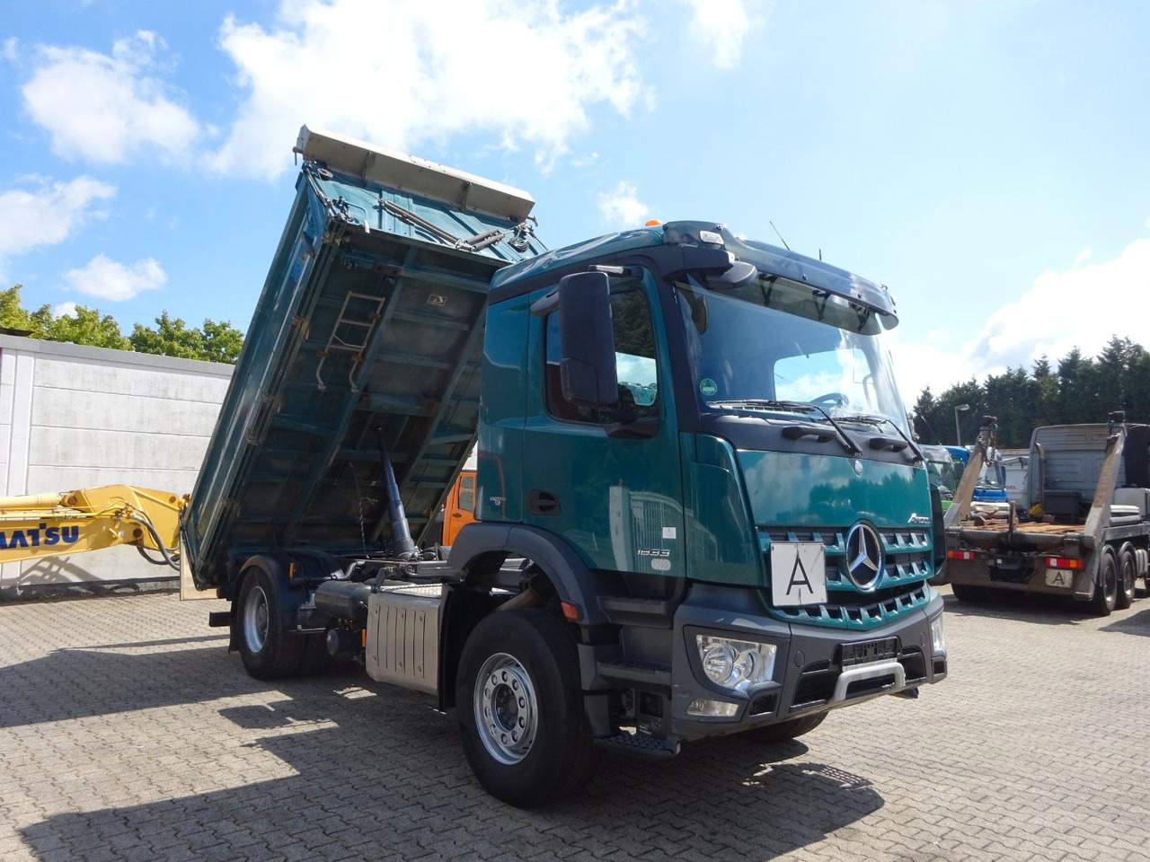 شاحنة قلاب Mercedes-Benz 1833 Actros MEILLER 3Skipper 4x2: صورة 12 شاحنة قلاب Mercedes-Benz 1833 Actros MEILLER 3Skipper 4x2: صورة 12