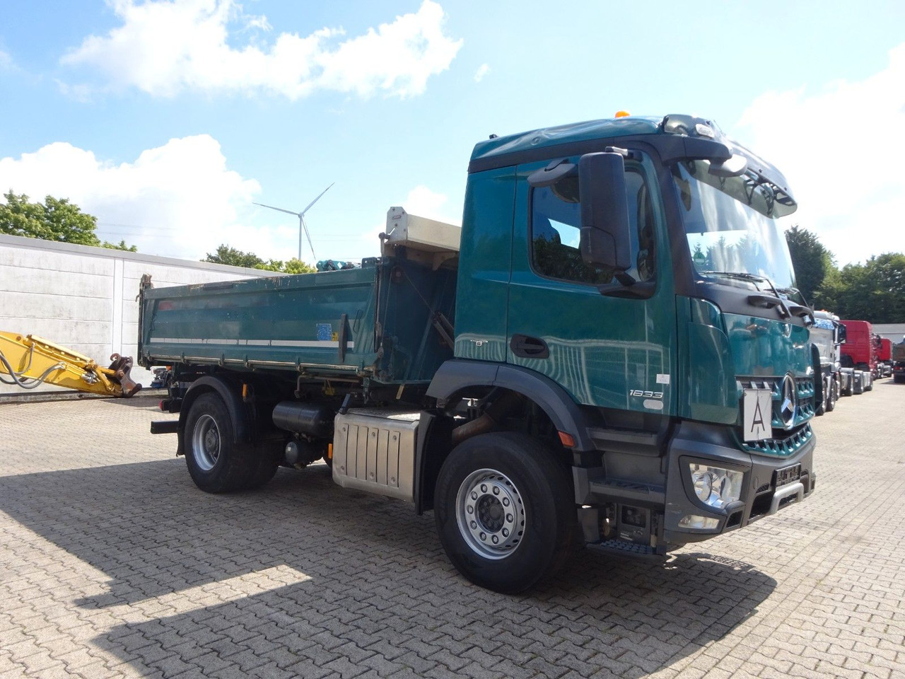 شاحنة قلاب Mercedes-Benz 1833 Actros MEILLER 3Skipper 4x2: صورة 13 شاحنة قلاب Mercedes-Benz 1833 Actros MEILLER 3Skipper 4x2: صورة 13