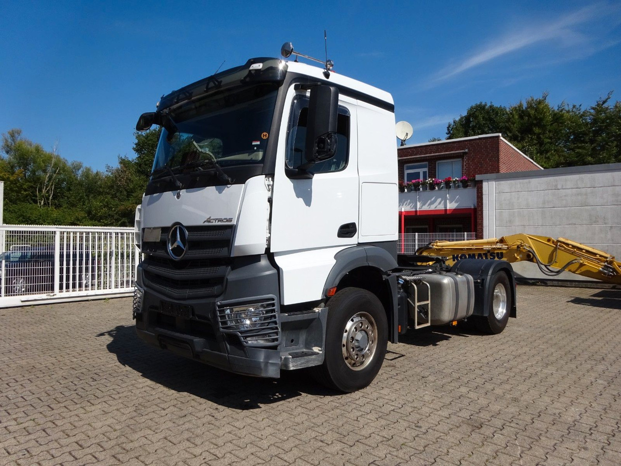 Mercedes-Benz 1846 Actros SZM HAD ALLRAD - وحدة جر: صورة 2 Mercedes-Benz 1846 Actros SZM HAD ALLRAD - وحدة جر: صورة 2