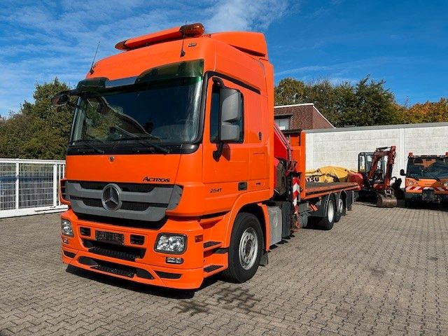 Mercedes-Benz 2541 Actros Plattform + FASSI Kran 6X2 - شاحنة كرين: صورة 1 Mercedes-Benz 2541 Actros Plattform + FASSI Kran 6X2 - شاحنة كرين: صورة 1