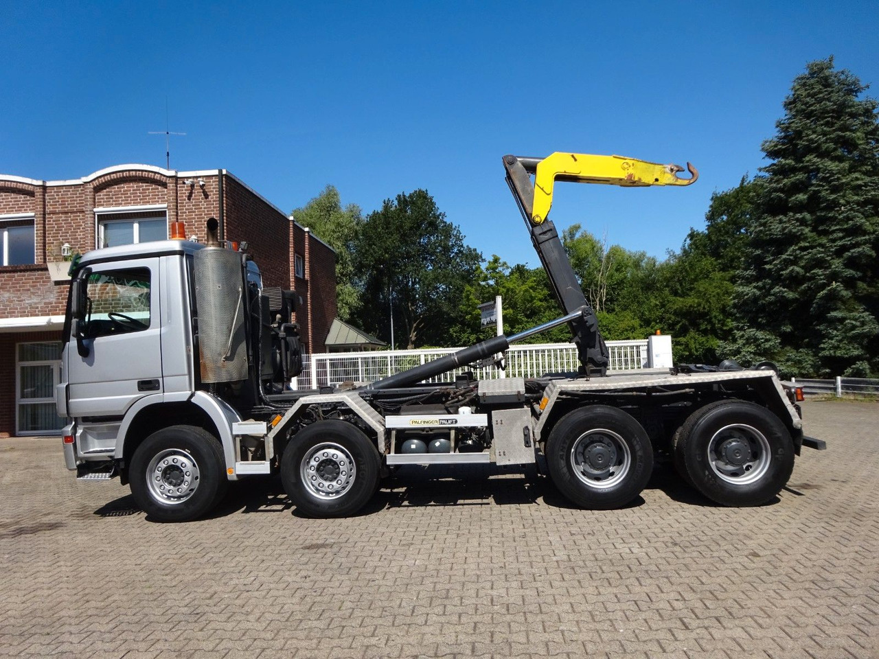 Mercedes-Benz 3244 Actros PALFINGER Abroller 8x4 - شاحنة ذات خطاف: صورة 5 Mercedes-Benz 3244 Actros PALFINGER Abroller 8x4 - شاحنة ذات خطاف: صورة 5