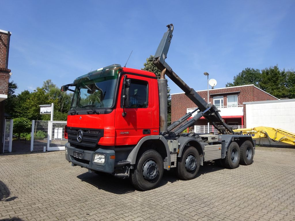 Mercedes-Benz 3246 Actros Abroller K45 8x4 Knickhacken Mercedes-Benz 3246 Actros Abroller K45 8x4 Knickhacken - شاحنة ذات خطاف: صورة 2 Mercedes-Benz 3246 Actros Abroller K45 8x4 Knickhacken Mercedes-Benz 3246 Actros Abroller K45 8x4 Knickhacken - شاحنة ذات خطاف: صورة 2
