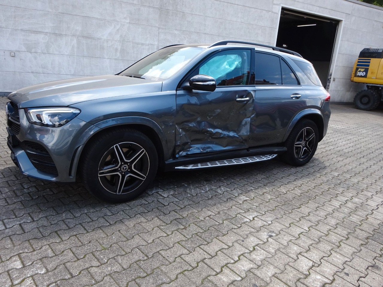 Mercedes-Benz GLE 400 GLE -Klasse GLE 400 d 4Matic - سيارة دفع رباعي: صورة 2 Mercedes-Benz GLE 400 GLE -Klasse GLE 400 d 4Matic - سيارة دفع رباعي: صورة 2