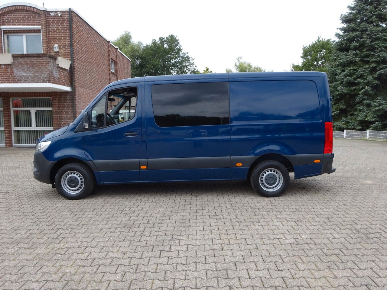 Mercedes-Benz Sprinter 316 CDI Kasten 4x2 - فان: صورة 3 Mercedes-Benz Sprinter 316 CDI Kasten 4x2 - فان: صورة 3