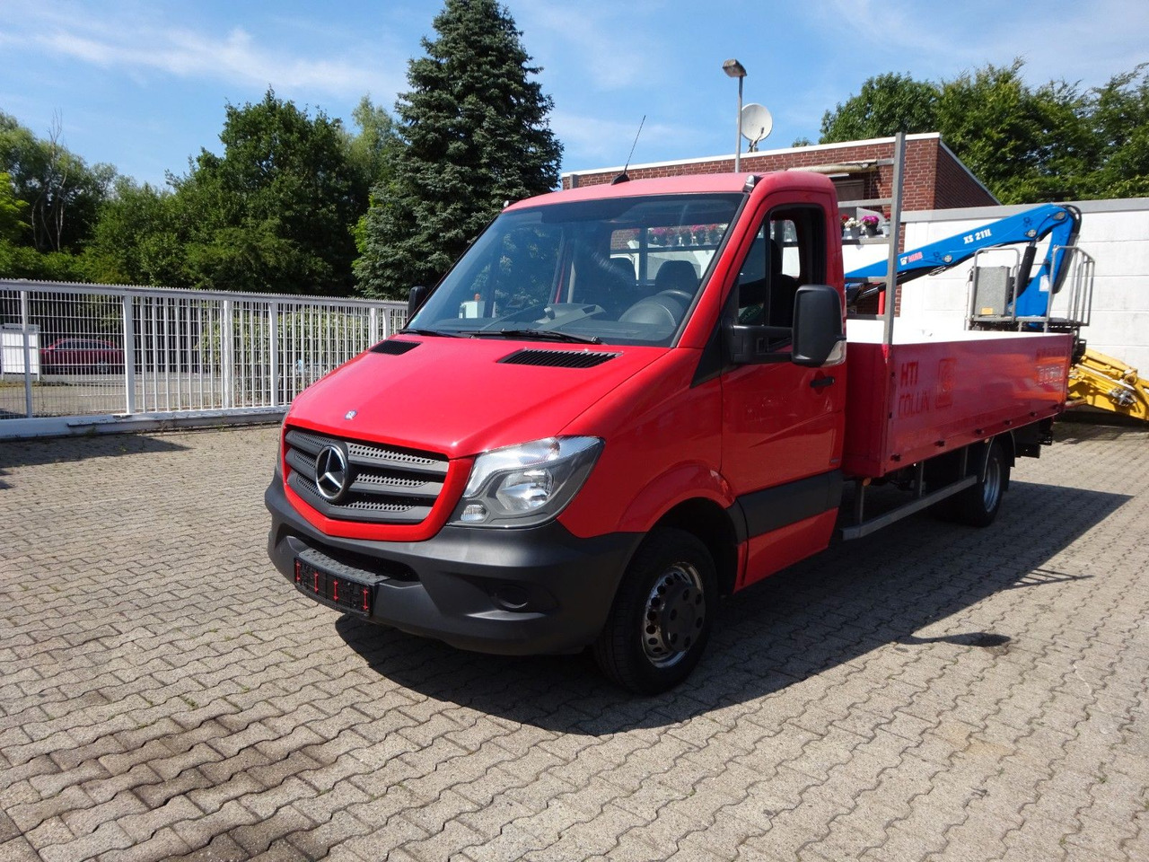 Mercedes-Benz Sprinter Pritsche 519CDI Bluetec 4x2 - شاحنة مفتوحة: صورة 1 Mercedes-Benz Sprinter Pritsche 519CDI Bluetec 4x2 - شاحنة مفتوحة: صورة 1