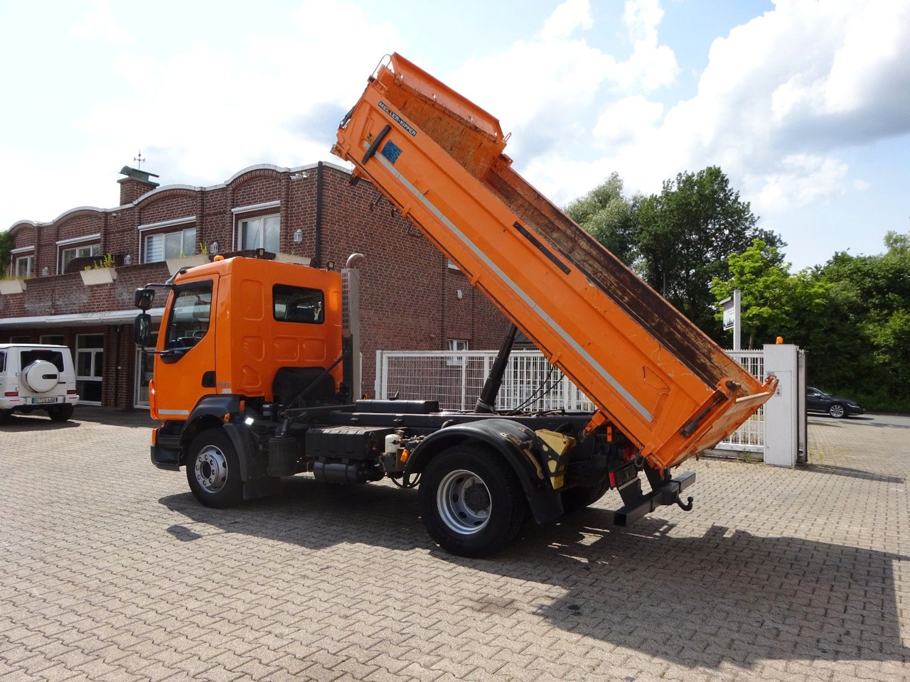 Volvo FL 280 MEILLER 3Skipper 4x2 - شاحنة قلاب: صورة 2 Volvo FL 280 MEILLER 3Skipper 4x2 - شاحنة قلاب: صورة 2