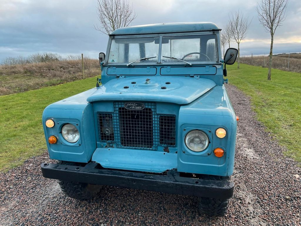 Land Rover Serie II A 109 Pickup Land Rover Serie II A 109 Inch Basic Pickup *10 900* - سيارة دفع رباعي: صورة 2 Land Rover Serie II A 109 Pickup Land Rover Serie II A 109 Inch Basic Pickup *10 900* - سيارة دفع رباعي: صورة 2