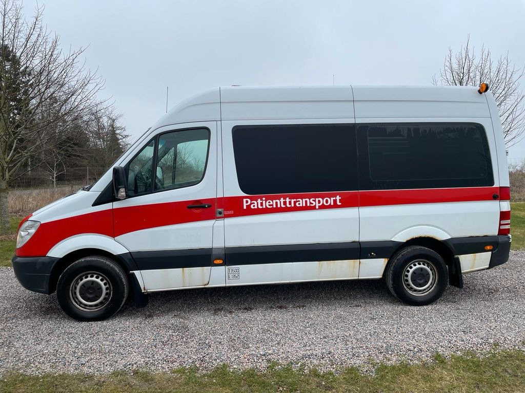 Mercedes-Benz Sprinter 315 CDI *ambulance *5800 € netto - سيارة اسعاف: صورة 2 Mercedes-Benz Sprinter 315 CDI *ambulance *5800 € netto - سيارة اسعاف: صورة 2