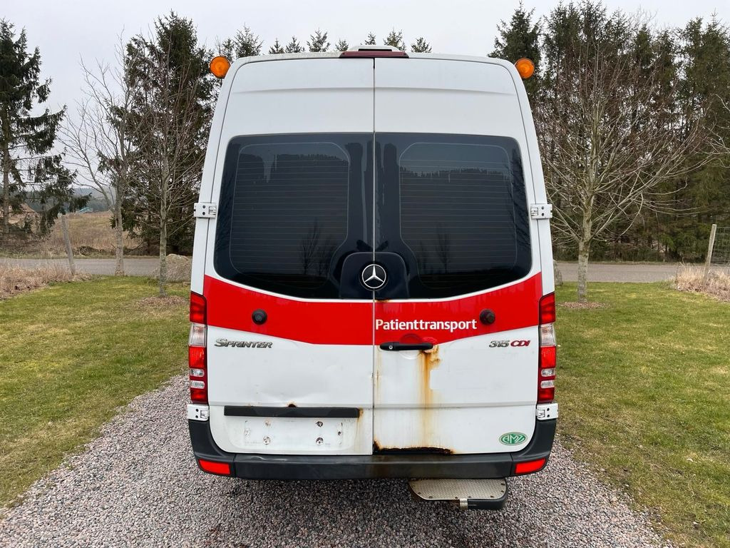 Mercedes-Benz Sprinter 315 CDI *ambulance *5800 € netto - سيارة اسعاف: صورة 4 Mercedes-Benz Sprinter 315 CDI *ambulance *5800 € netto - سيارة اسعاف: صورة 4