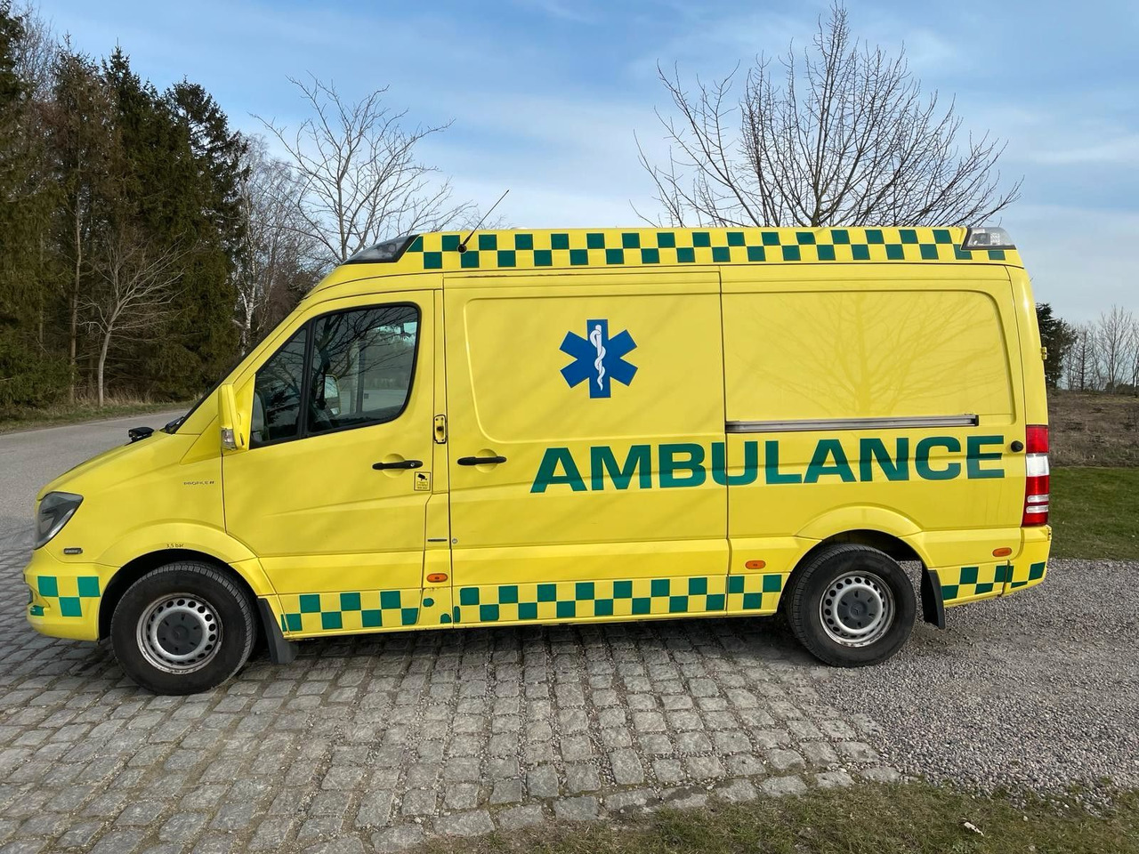 Mercedes-Benz Sprinter 316CDI Aut AMBULANCE - سيارة اسعاف: صورة 2 Mercedes-Benz Sprinter 316CDI Aut AMBULANCE - سيارة اسعاف: صورة 2