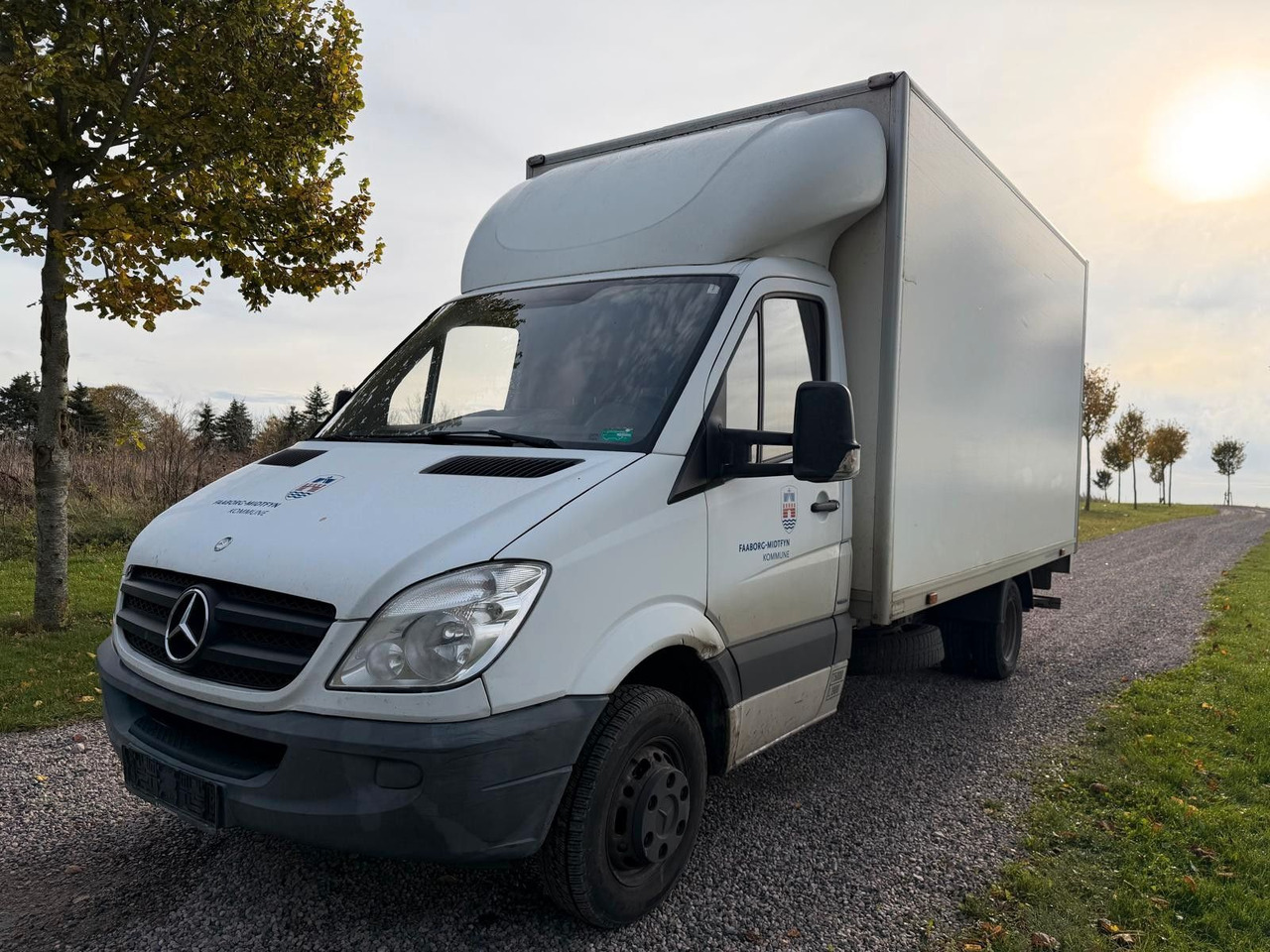 Mercedes-Benz Sprinter II 316 CDI Box + Lift - فان: صورة 1 Mercedes-Benz Sprinter II 316 CDI Box + Lift - فان: صورة 1