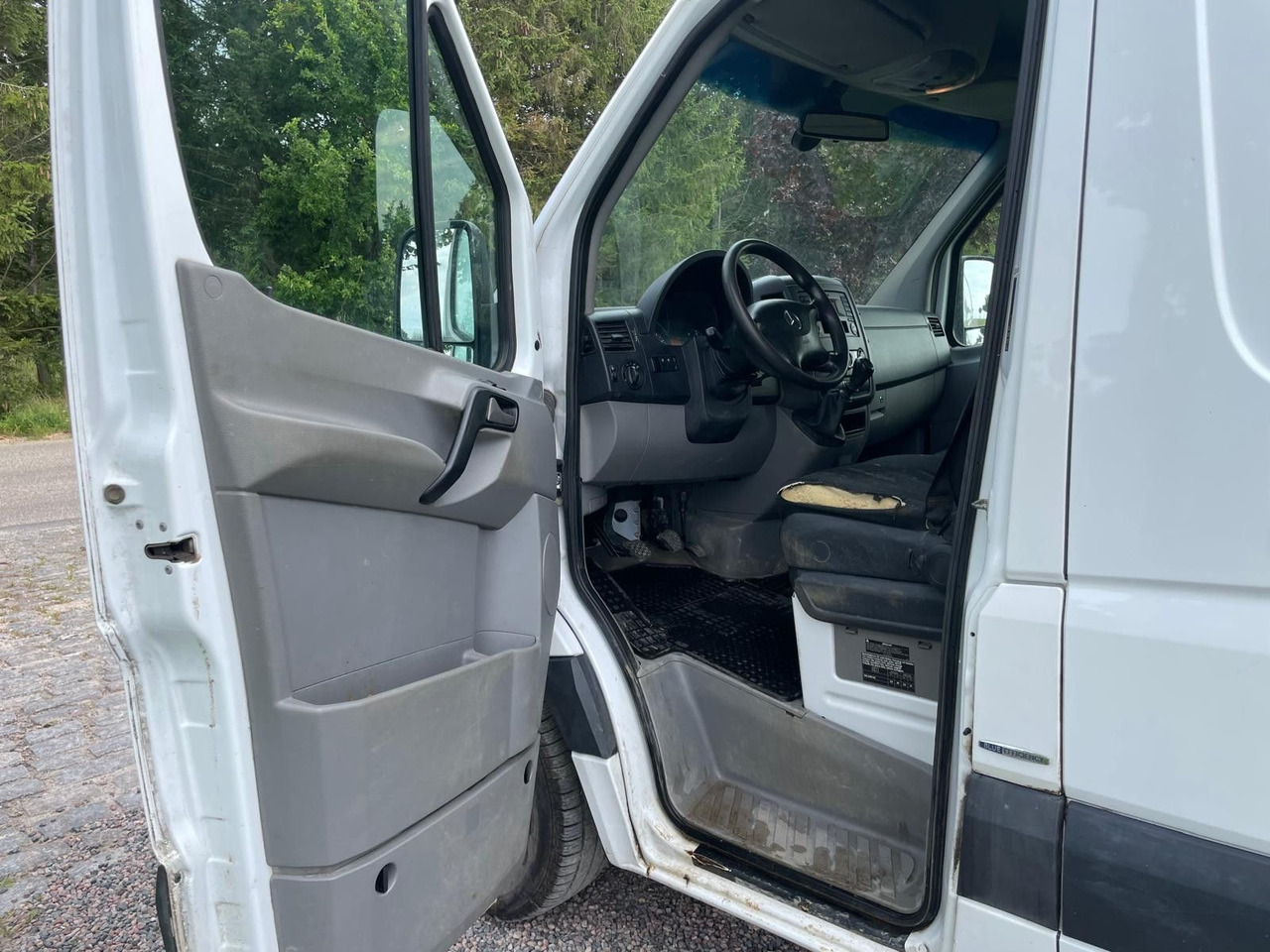 فان المدمجة Mercedes-Benz Sprinter II Kasten 216 CDI Lang +Hoch: صورة 8