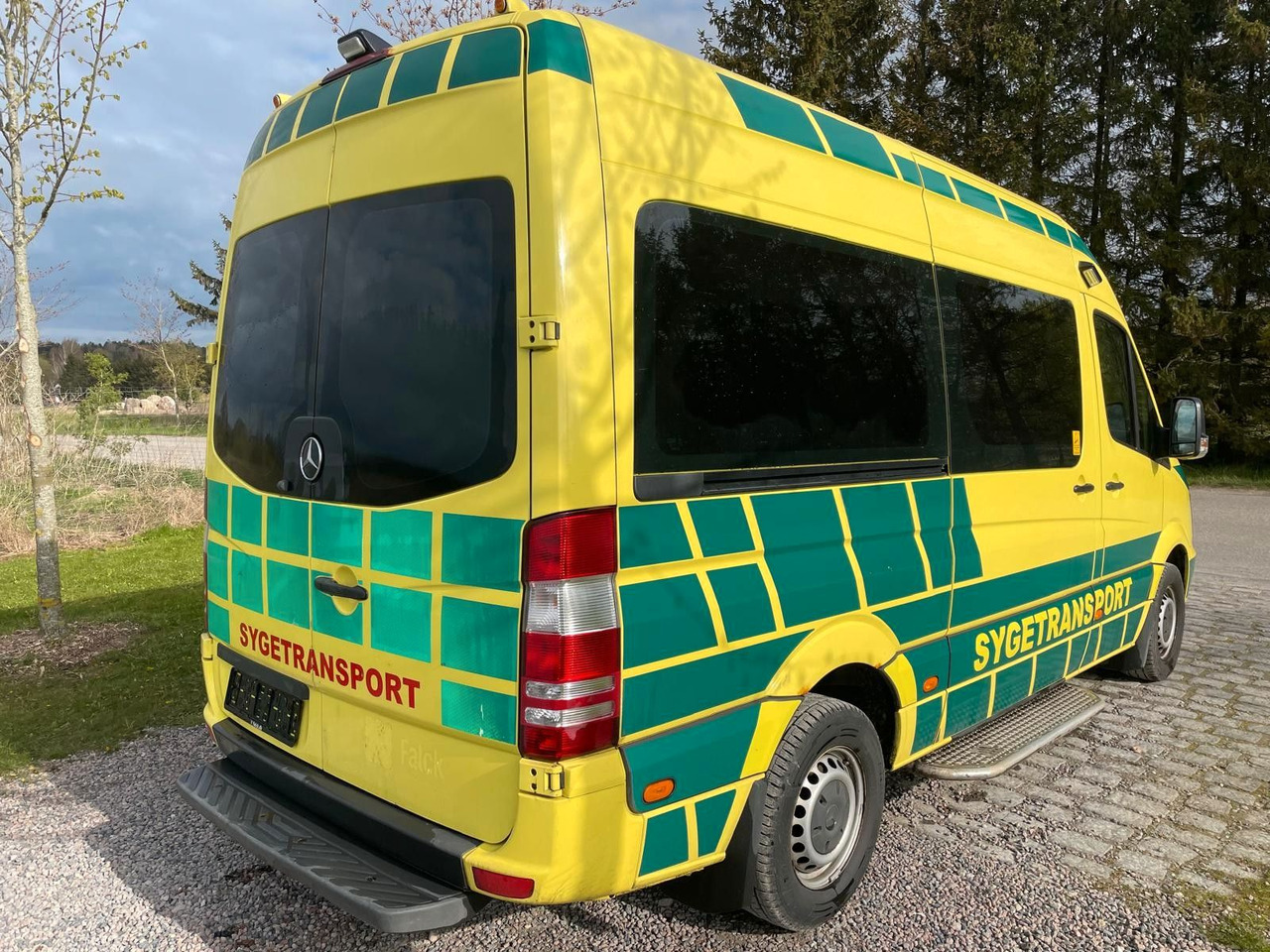 Mercedes-Benz Sprinter II Kasten 316 CDI Ambulance * - سيارة اسعاف: صورة 5 Mercedes-Benz Sprinter II Kasten 316 CDI Ambulance * - سيارة اسعاف: صورة 5