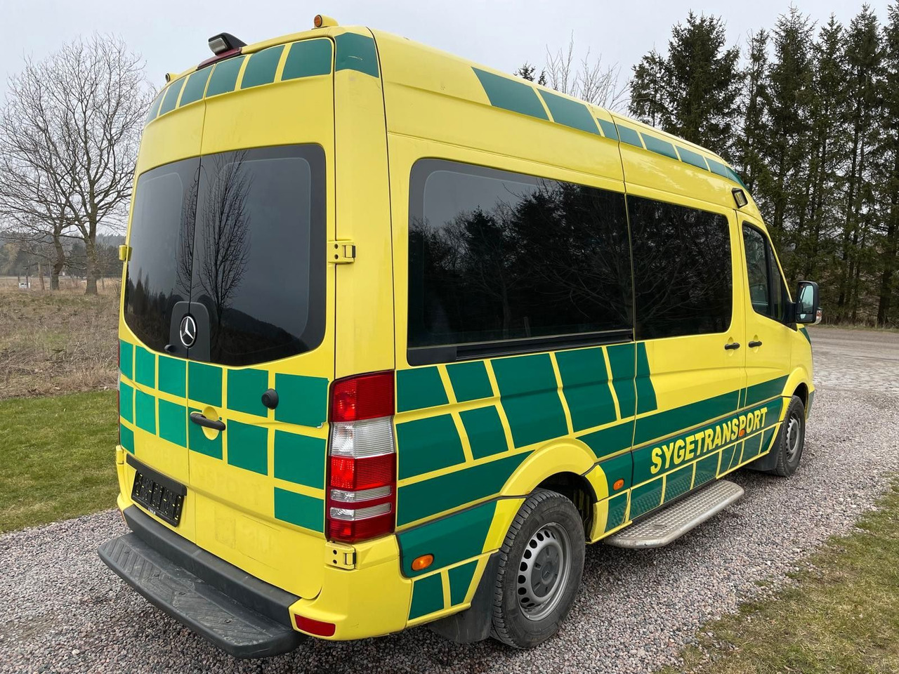 Mercedes-Benz Sprinter II Kasten 316 CDI Ambulance * - سيارة اسعاف: صورة 5 Mercedes-Benz Sprinter II Kasten 316 CDI Ambulance * - سيارة اسعاف: صورة 5