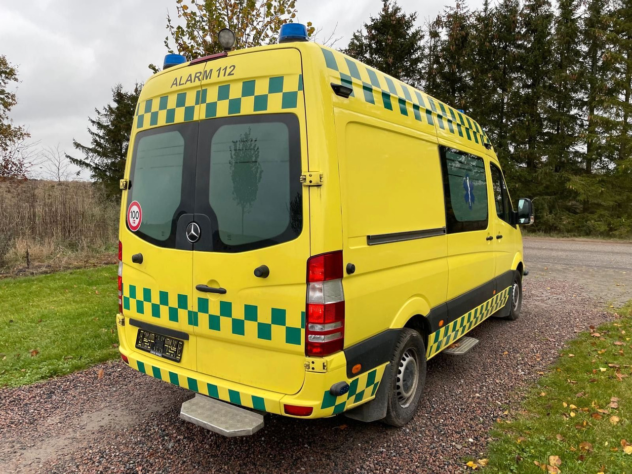 Mercedes-Benz Sprinter II Kasten 316 CDI Aut Ambulance - سيارة اسعاف: صورة 5 Mercedes-Benz Sprinter II Kasten 316 CDI Aut Ambulance - سيارة اسعاف: صورة 5