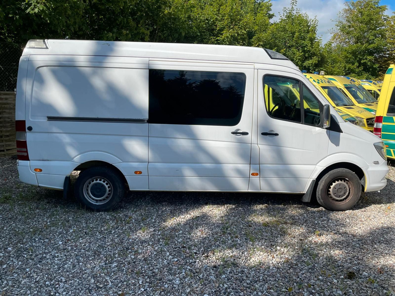 Mercedes-Benz Sprinter II Kasten 316 CDI Aut *Ambulance - سيارة اسعاف: صورة 5 Mercedes-Benz Sprinter II Kasten 316 CDI Aut *Ambulance - سيارة اسعاف: صورة 5
