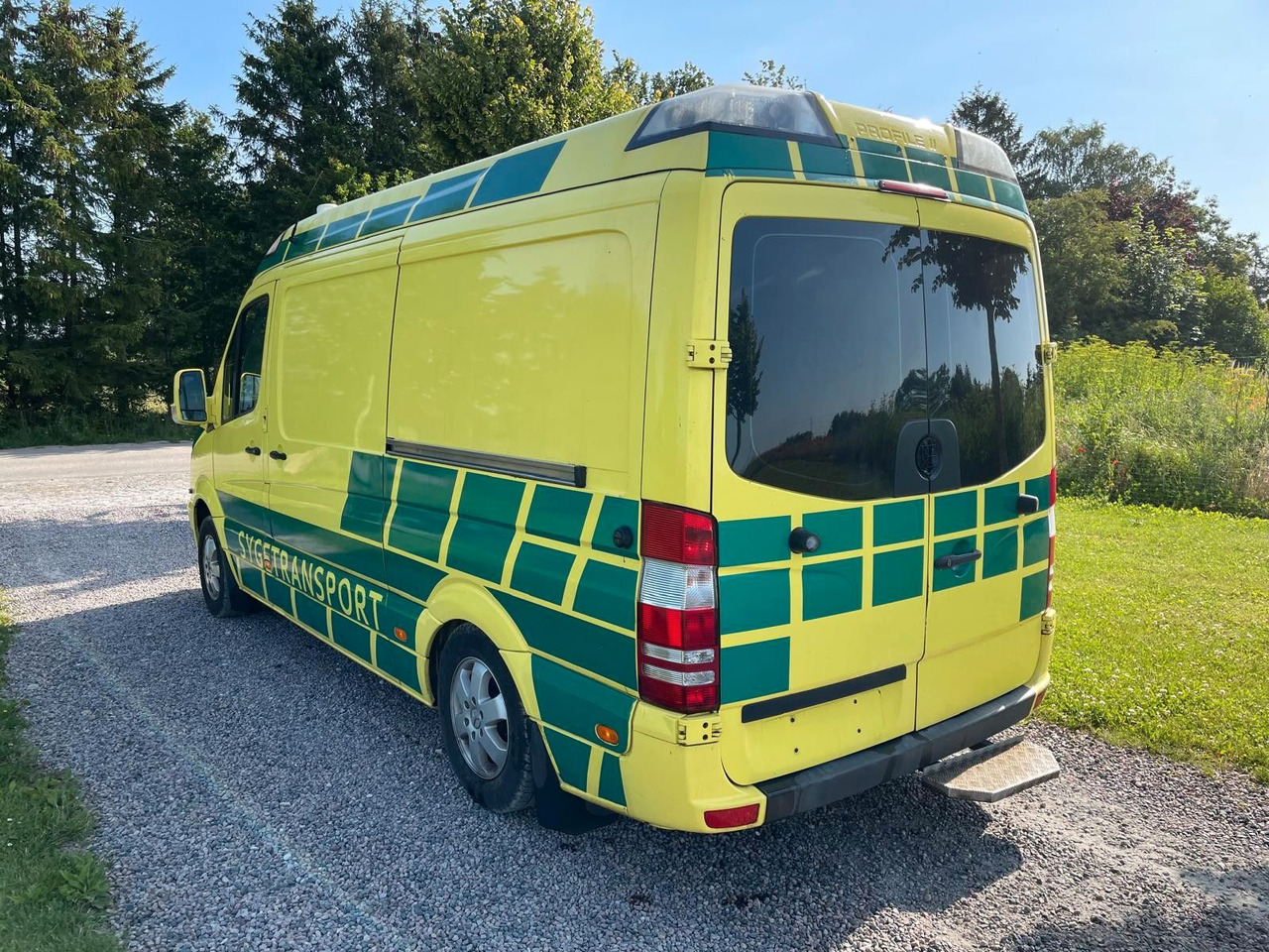 Mercedes-Benz Sprinter II Kasten 316 CDI Aut - سيارة اسعاف: صورة 3 Mercedes-Benz Sprinter II Kasten 316 CDI Aut - سيارة اسعاف: صورة 3