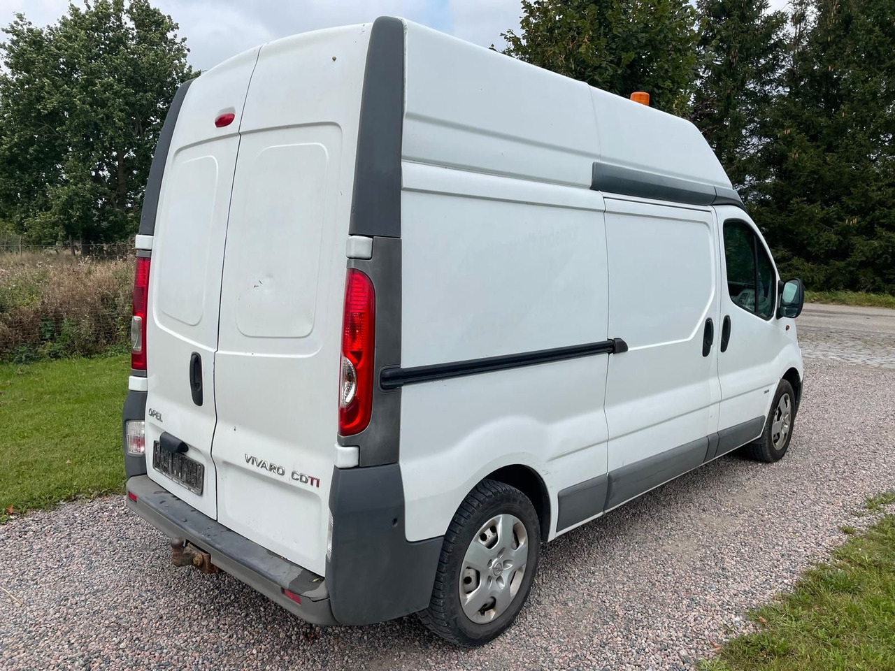 Opel Vivaro 2.0 CDTI L2H2 - فان المدمجة: صورة 5 Opel Vivaro 2.0 CDTI L2H2 - فان المدمجة: صورة 5