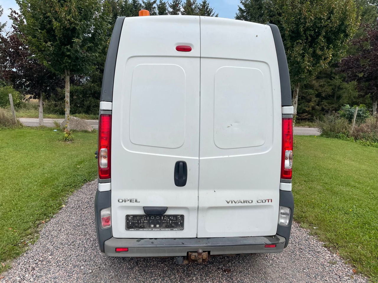Opel Vivaro 2.0 CDTI L2H2 - فان المدمجة: صورة 4 Opel Vivaro 2.0 CDTI L2H2 - فان المدمجة: صورة 4
