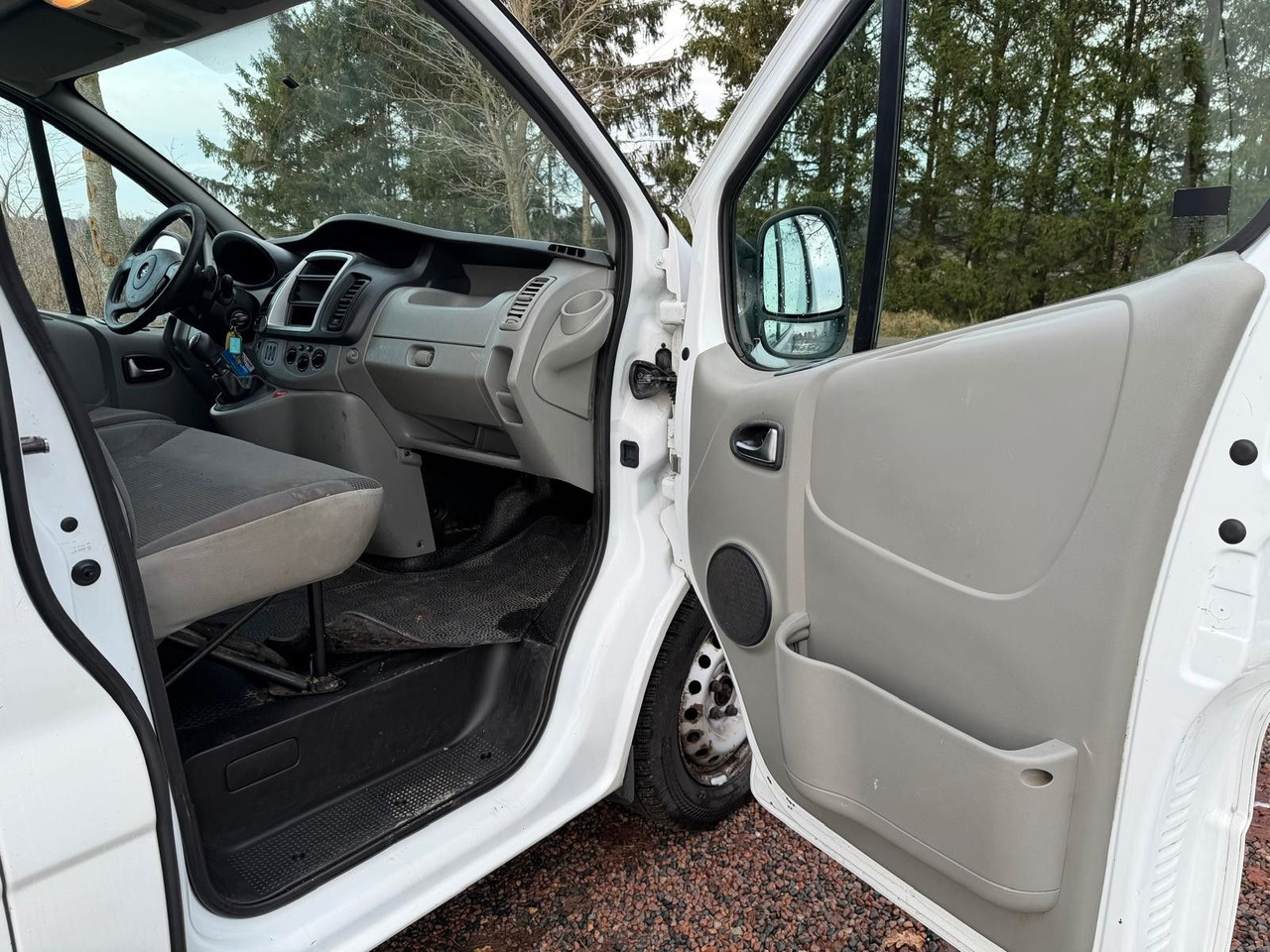 فان Opel Vivaro 2.0 CDTi *A/C *Long *nur 119000km: صورة 14