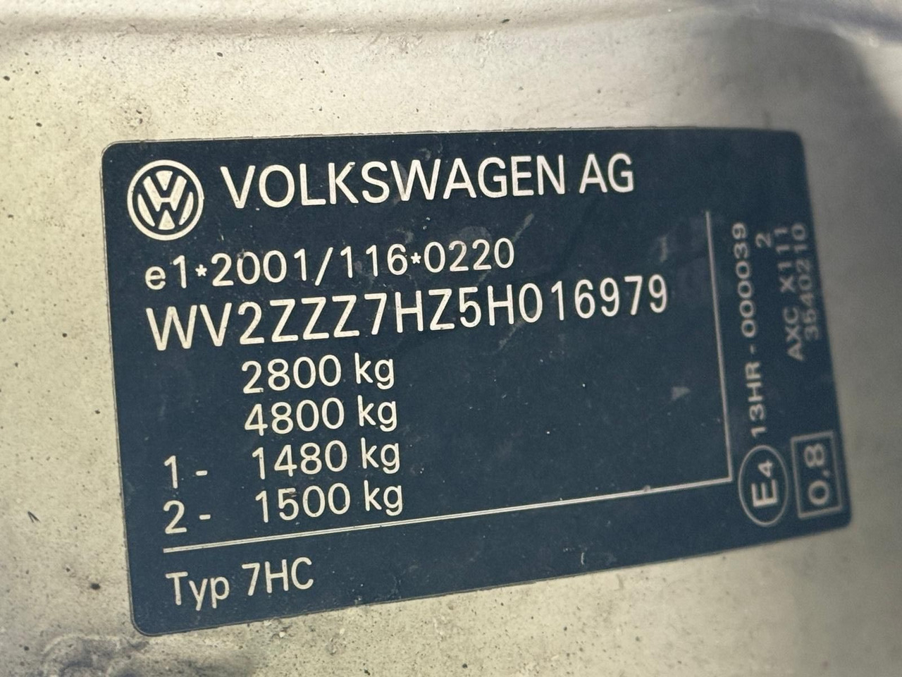 ميكروباص Volkswagen T5 Transporter 1.9 TDI *9 Sitze *RESERVED RO: صورة 27 ميكروباص Volkswagen T5 Transporter 1.9 TDI *9 Sitze *RESERVED RO: صورة 27