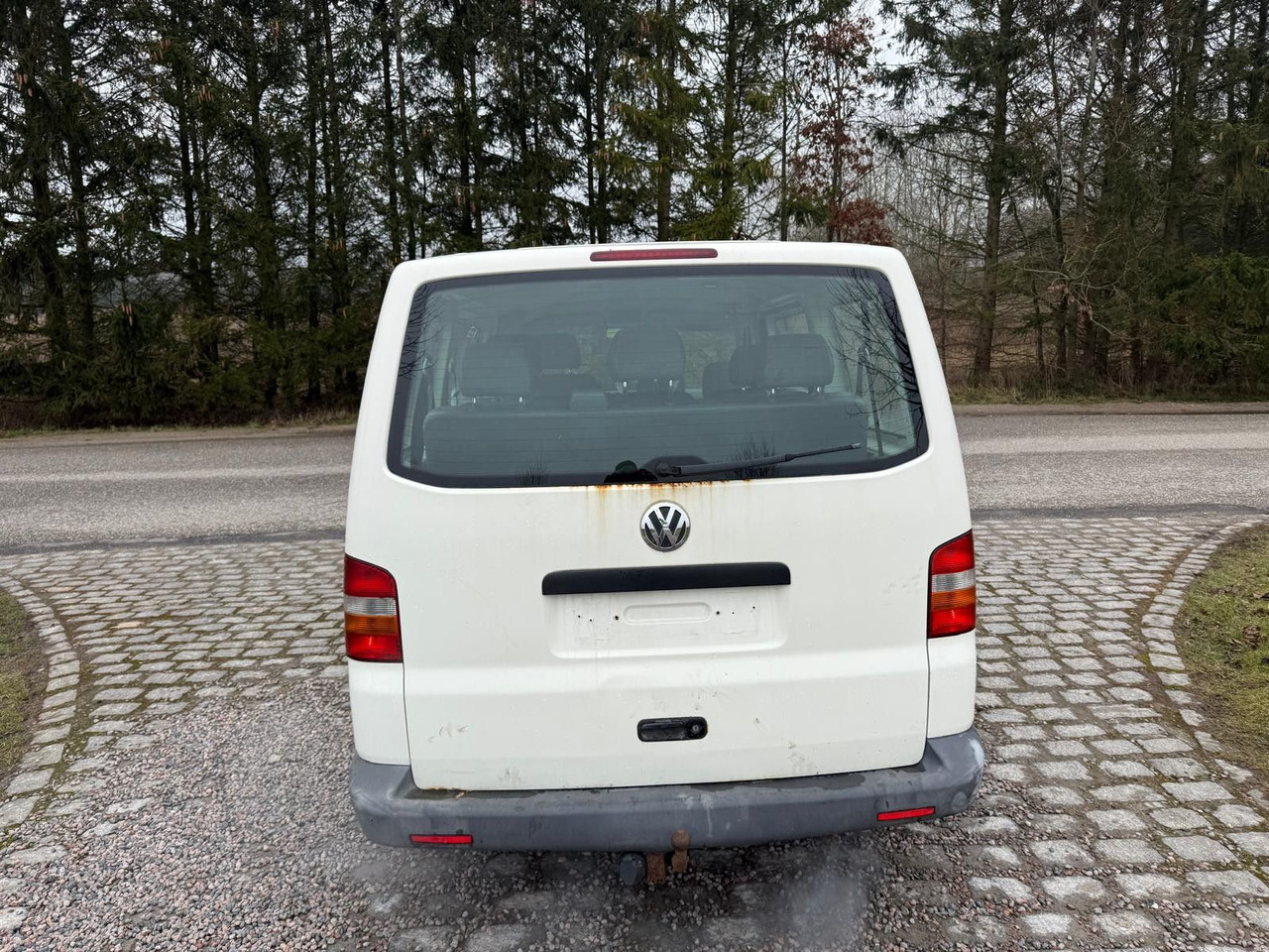 ميكروباص Volkswagen T5 Transporter 1.9 TDI *9 Sitze *RESERVED RO: صورة 10 ميكروباص Volkswagen T5 Transporter 1.9 TDI *9 Sitze *RESERVED RO: صورة 10