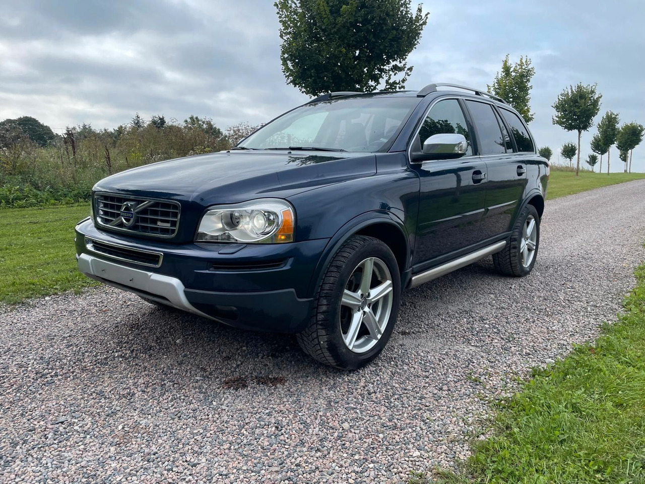 Volvo XC 90 XC90 D5 R-Design Geartronic - سيارة دفع رباعي: صورة 1 Volvo XC 90 XC90 D5 R-Design Geartronic - سيارة دفع رباعي: صورة 1