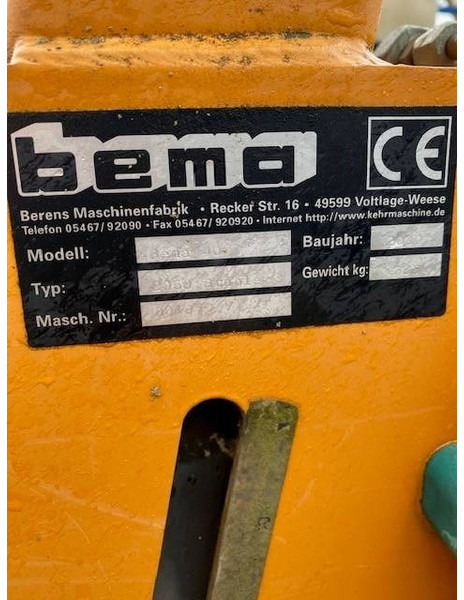 Bema 40 Classic 2050 Kehrbesen 2.200 EUR - مكنسة - آلات البناء: صورة 5 Bema 40 Classic 2050 Kehrbesen 2.200 EUR - مكنسة - آلات البناء: صورة 5