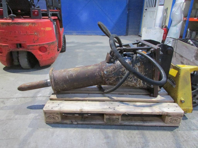 Bobcat Montabert HB 1180 Hydraulikhammer 4.500 EUR - مطرقة هيدروليكية - آلات البناء: صورة 1 Bobcat Montabert HB 1180 Hydraulikhammer 4.500 EUR - مطرقة هيدروليكية - آلات البناء: صورة 1