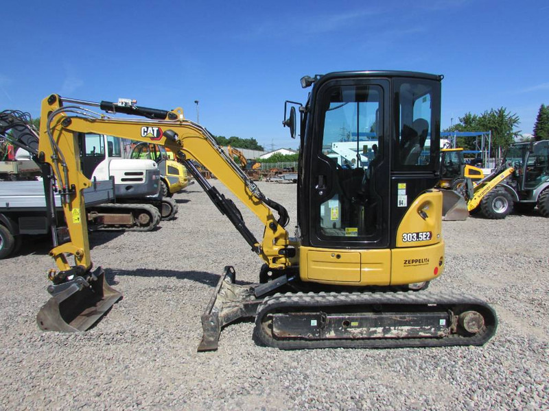 Cat 303.5 E2 CR Minibagger 33.000 EUR - حفارة مُصَّغرة: صورة 1 Cat 303.5 E2 CR Minibagger 33.000 EUR - حفارة مُصَّغرة: صورة 1