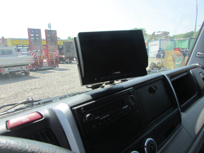 FUSO Canter 3 C 15 - شاحنات مسطحة: صورة 5 FUSO Canter 3 C 15 - شاحنات مسطحة: صورة 5
