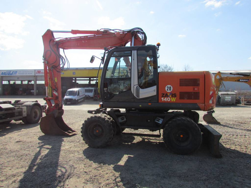 Hitachi ZX 140 W-3 Mobilbagger 45.000 EUR / Klima - حفارة دولاب: صورة 2 Hitachi ZX 140 W-3 Mobilbagger 45.000 EUR / Klima - حفارة دولاب: صورة 2