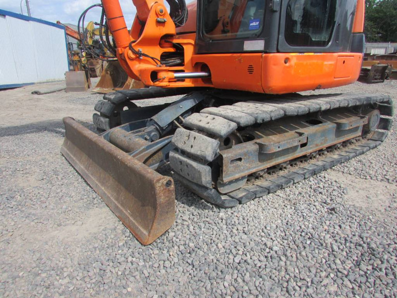 Komatsu PC 80 MR-3 / 34.500 EUR - حفارة مُصَّغرة: صورة 2 Komatsu PC 80 MR-3 / 34.500 EUR - حفارة مُصَّغرة: صورة 2