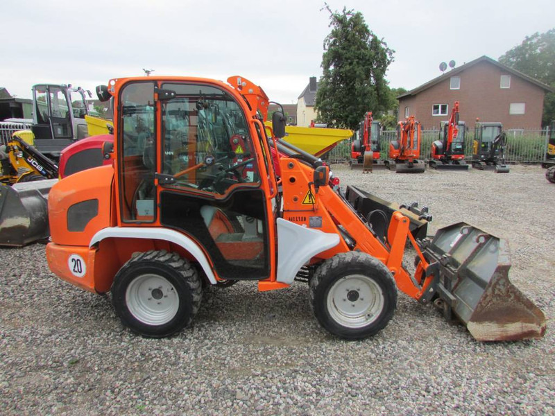 Kramer 5035 Radlader 21.000 EUR - اللودر بعجل: صورة 1 Kramer 5035 Radlader 21.000 EUR - اللودر بعجل: صورة 1