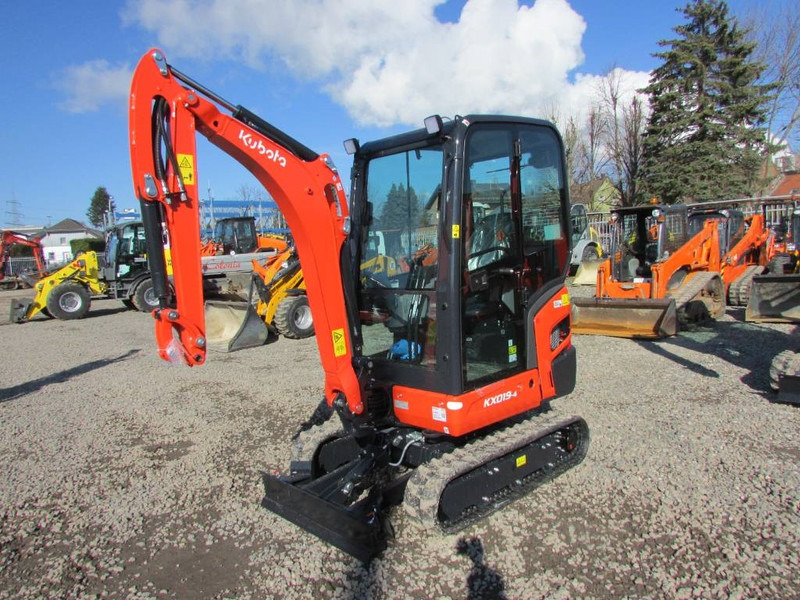 Kubota KX 019-4 HI Minibagger 26.500 EUR - حفارة مُصَّغرة: صورة 2 Kubota KX 019-4 HI Minibagger 26.500 EUR - حفارة مُصَّغرة: صورة 2