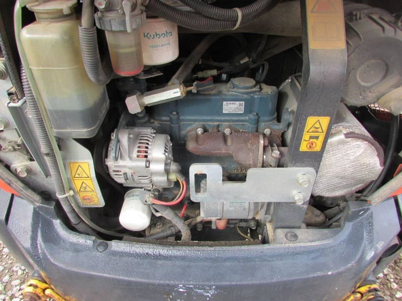 Kubota KX 019-4 Minibagger 17.000 EUR - حفارة مُصَّغرة: صورة 5 Kubota KX 019-4 Minibagger 17.000 EUR - حفارة مُصَّغرة: صورة 5
