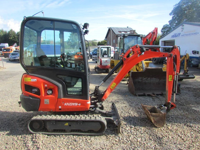 Kubota KX 019-4 - حفارة مُصَّغرة: صورة 3 Kubota KX 019-4 - حفارة مُصَّغرة: صورة 3