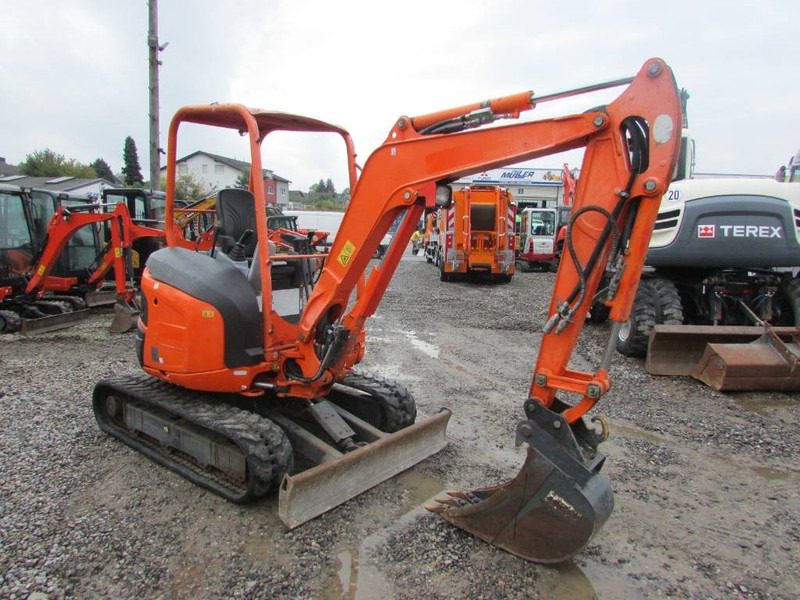 Kubota U 27-4 Canopy Minibagger 18.000 EUR - حفارة مُصَّغرة: صورة 3 Kubota U 27-4 Canopy Minibagger 18.000 EUR - حفارة مُصَّغرة: صورة 3