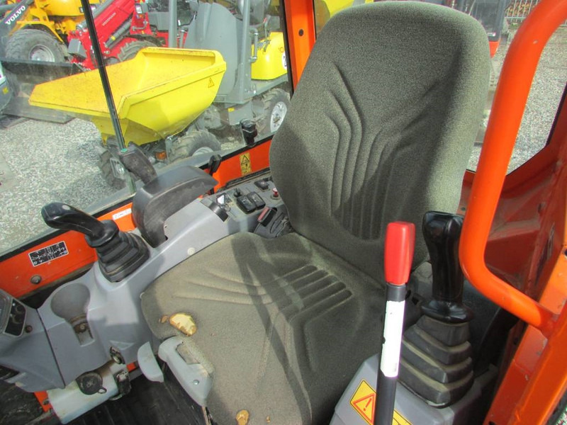 Kubota U 27-4 Minibagger 21.000 EUR - حفارة مُصَّغرة: صورة 5 Kubota U 27-4 Minibagger 21.000 EUR - حفارة مُصَّغرة: صورة 5