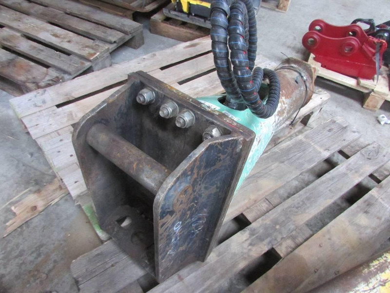 MONTABERT SC 22 Hydraulikhammer 2.400 EUR - مطرقة هيدروليكية - آلات البناء: صورة 3 MONTABERT SC 22 Hydraulikhammer 2.400 EUR - مطرقة هيدروليكية - آلات البناء: صورة 3