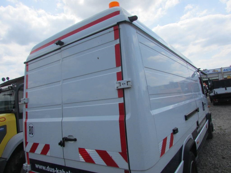 Mercedes-Benz 813 D Vario Kastenwagen - شاحنة مقفلة: صورة 3 Mercedes-Benz 813 D Vario Kastenwagen - شاحنة مقفلة: صورة 3