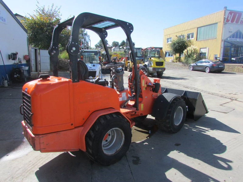 Schäffer 2436 Radlader 22.500 EUR - اللودر بعجل: صورة 4 Schäffer 2436 Radlader 22.500 EUR - اللودر بعجل: صورة 4