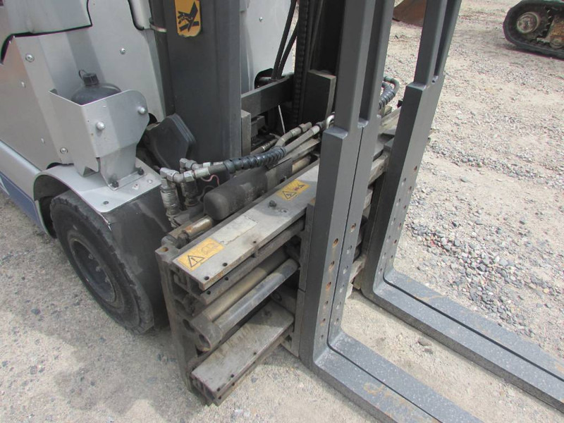 Still RX 70-30 H Hybrid / Diesel Stapler 9.500 EUR - رافعة شوكية ديزل: صورة 3 Still RX 70-30 H Hybrid / Diesel Stapler 9.500 EUR - رافعة شوكية ديزل: صورة 3